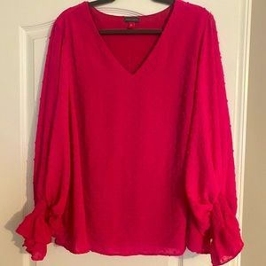 💖 Beautiful Pink Swiss dot blouse 💖